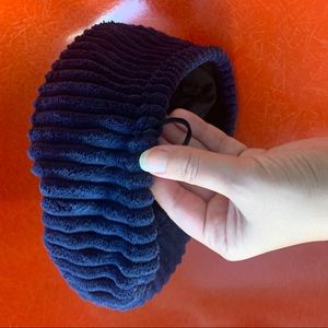 Velvet blue beret hat